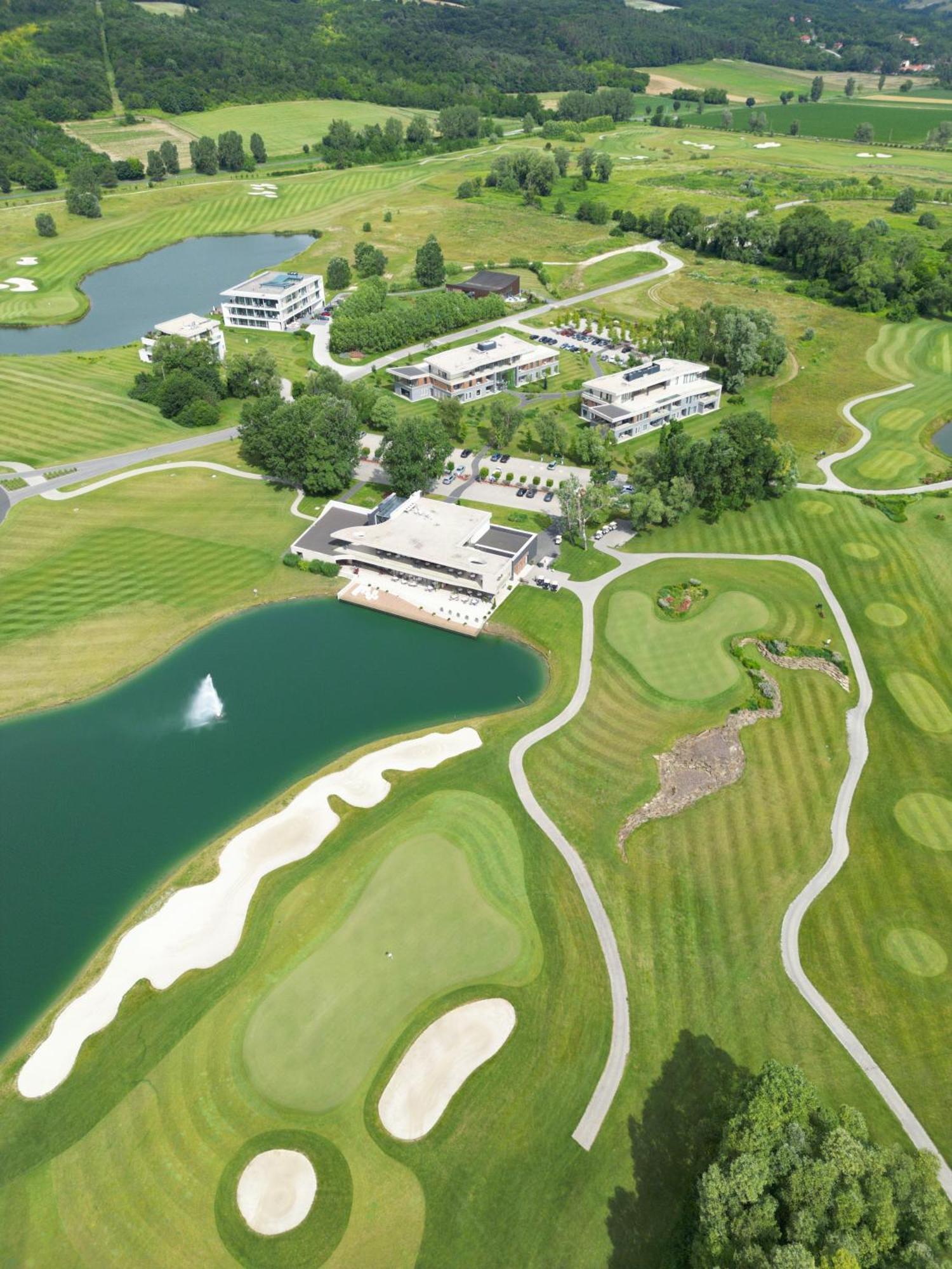 Zala Springs Golf Resort Zalacsány Eksteriør bilde